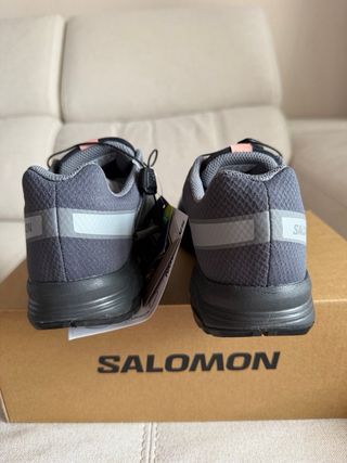Salomon XA Siwa Goretex Talla 39/40 Gris/Rosa