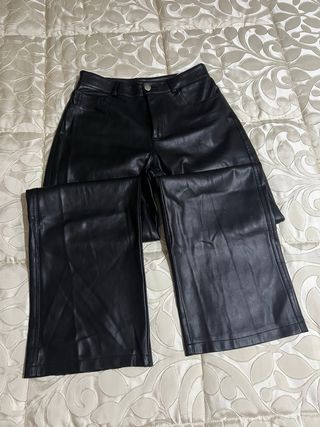 Pantaloni in pelle neri