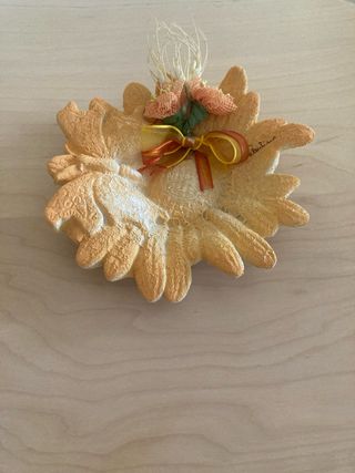 Soprammobile decorativo a forma di fiore