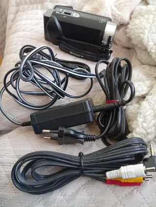 Videocámara Sony DCR-SX15E Negra