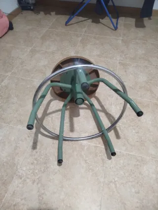 Taburete escolar antiguo plastico y metal