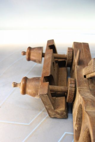 Antiguo cepillo de carpintero, garlopa.