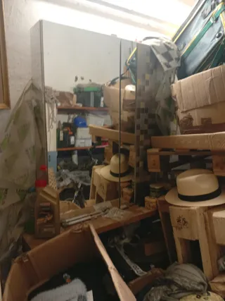 Mueble de baño con espejo