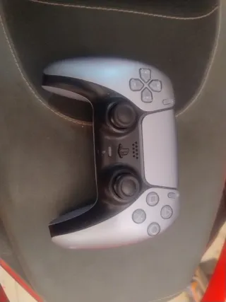 Mando PS5 Plata