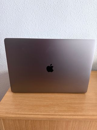 MacBook Pro 16’’ 2019 i7 16GB RAM 500GB SSD