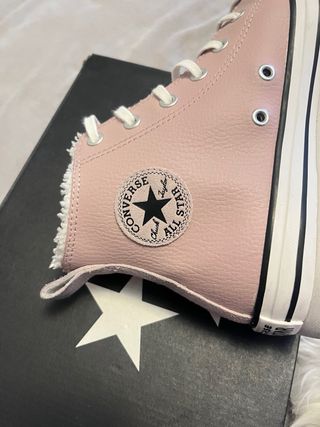 Converse Cuero Rosa Talla 37.5 en Caja Original