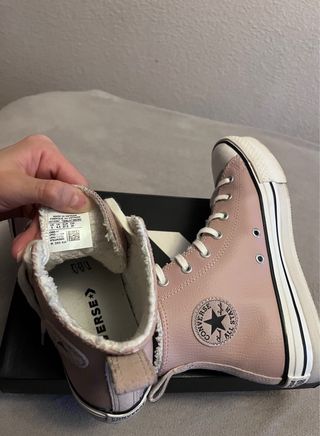 Converse Cuero Rosa Talla 37.5 en Caja Original