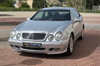 Mercedes-Benz  CLK 2002