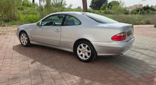 Mercedes-Benz  CLK 2002