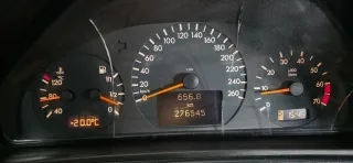 Mercedes-Benz  CLK 2002