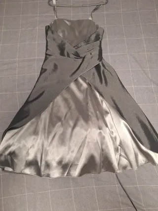 Vestido fiesta corto gris plateado T42.