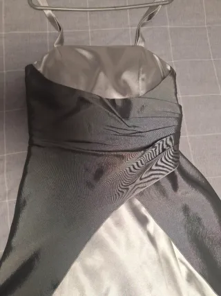 Vestido fiesta corto gris plateado T42.