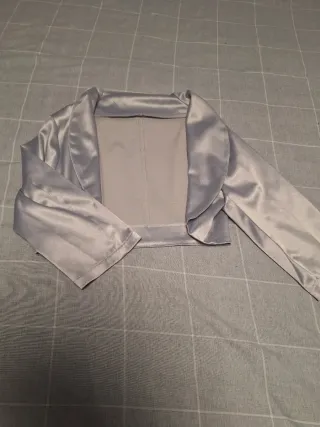 Vestido fiesta corto gris plateado T42.