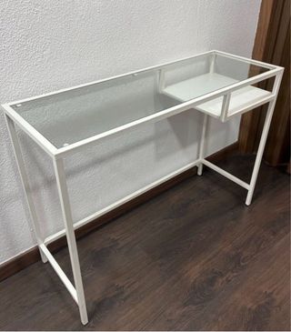 Mesa cristal para uñas