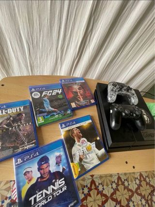 PS4 (PlayStation 4) + 5 Juegos