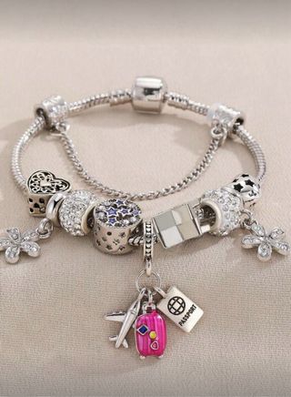 Pulsera Plata Ley con Dijes Viajeros