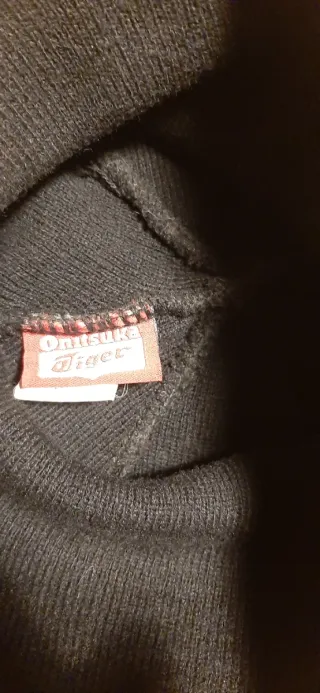 Berretto corto Onitsuka Tiger Asics nero