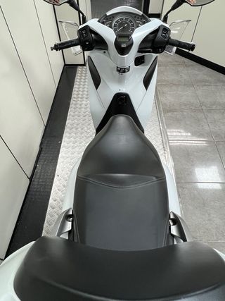 Honda SH 125 ABS Scooter
