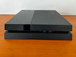 PS4 + 2 Juegos