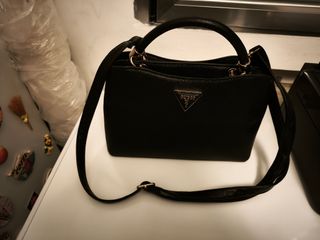 Bolso Guess Gizele Negro 2 Compartimentos