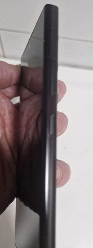 Teléfono móvil chino grande como Galaxy S25 Ultra