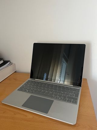 Portátil surface laptop Go 2. Buen estado