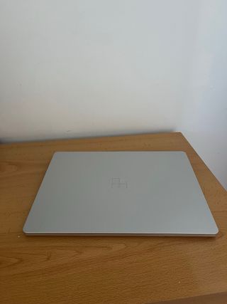 Portátil surface laptop Go 2. Buen estado