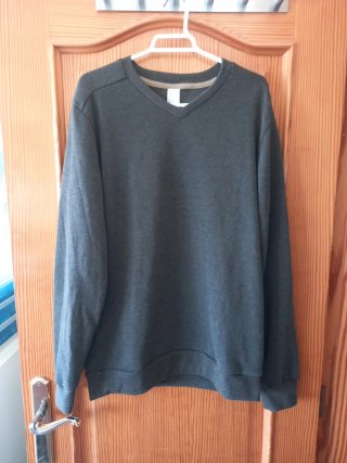 Sudadera gris de decathlon