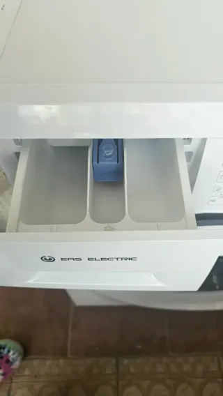 Lavadora carga frontal 5 kg