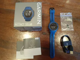 Reloj Garmin Instinct Solar Azul