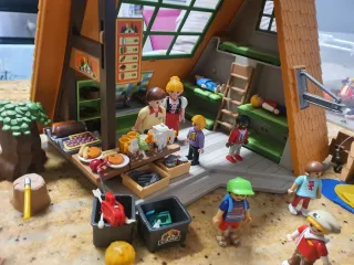 Playmobil Campamento Tiendas y Figuras