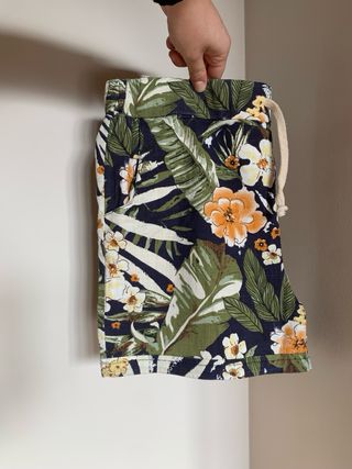 Pantalón corto estampado floral