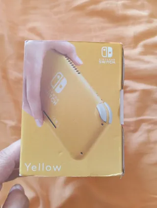 Nintendo Switch Lite Amarilla Nueva