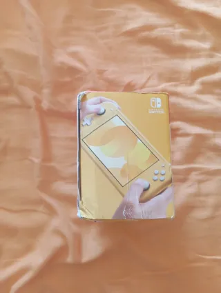 Nintendo Switch Lite Amarilla Nueva