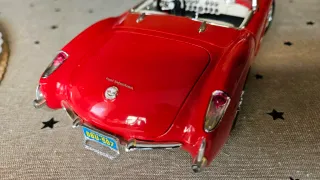 Chevrolet Corvette 1:18