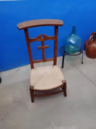 Reclinatoria antiguo.