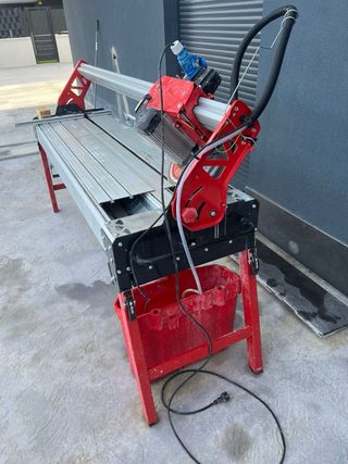 Cortadora Cerámica y Azulejos RUBI