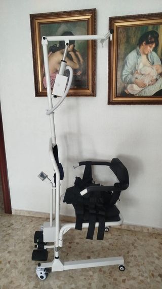 Grúa abatible para silla de hierro