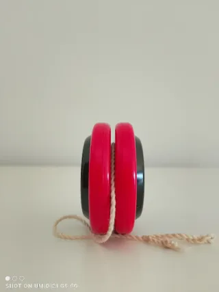 Yo-yo Daft Punk Russell Genuino