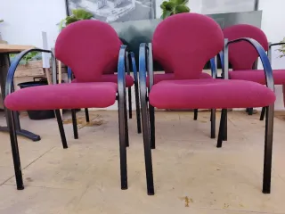 Sillas de oficina tapizadas burdeos (5 unidades)