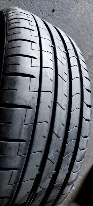 205/40 R18 86W