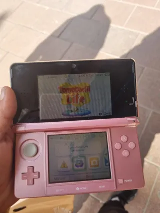 Nintendo 3DS + Gioco Tomodachi Life
