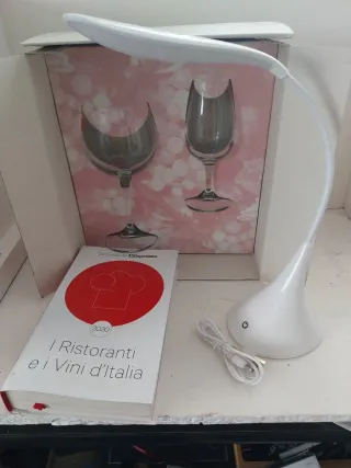 Set Curiosità: Lampada Scrivania & Guida Ristorant