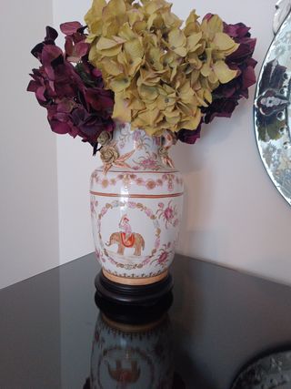 Jarrón chino romántico con peana XL