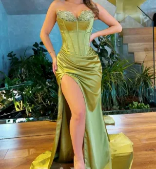 Vestido fiesta con pedrería