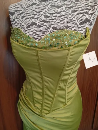 Vestido fiesta con pedrería