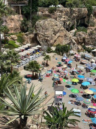 Piso de alquiler por temporada en nerja