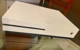 Xbox One S Blanca