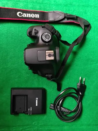 Canon EOS 4000D corpo macchina