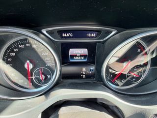 Mercedes-Benz GLA 200d automático 2019